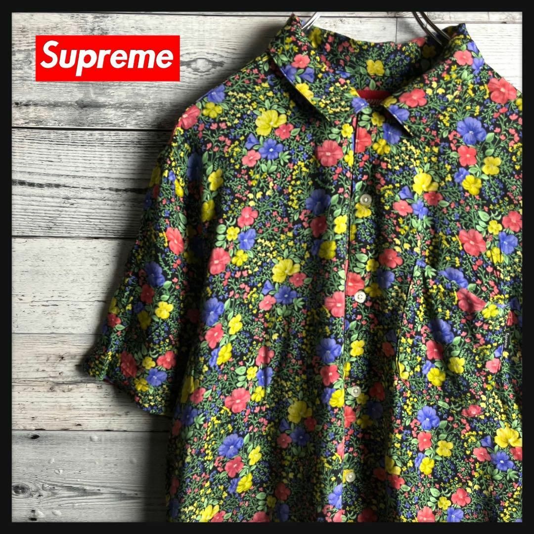 Supreme(シュプリーム)の【希少デザイン】シュプリーム☆ワンポイントロゴ入り花柄半袖レーヨンシャツ 総柄 メンズのトップス(シャツ)の商品写真