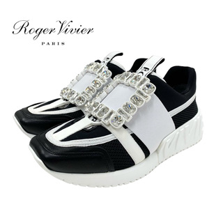 ROGER VIVIER - ロジェヴィヴィエ Roger Vivier ヴィヴゴー スニーカー 靴 シューズ ファブリック レザー ブラック ホワイト 黒 ストラスバックル ビジュー