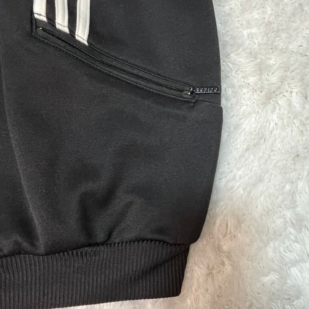 adidas(アディダス)のadidas アディダス トラックジャケット　大きめ　XL メンズのトップス(ジャージ)の商品写真