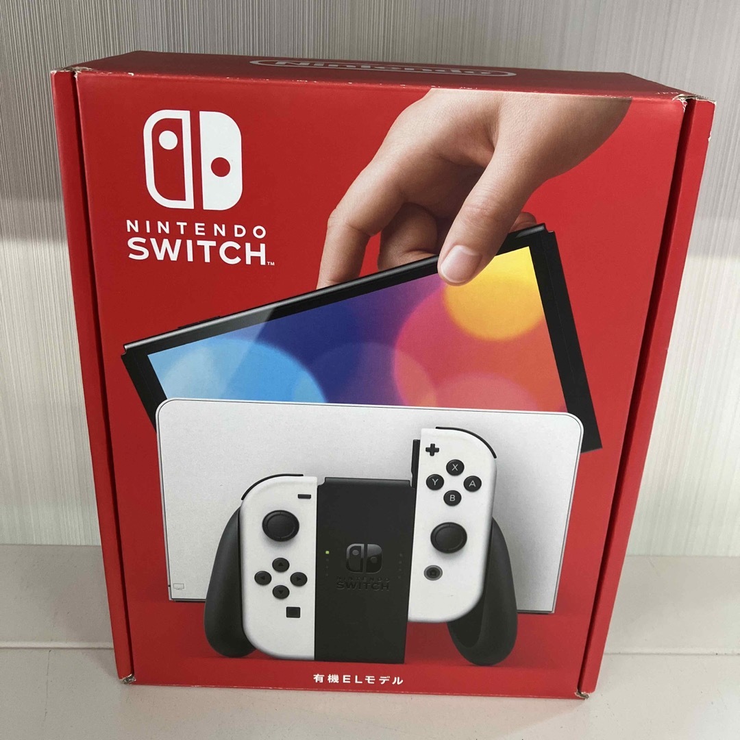Nintendo Switch(ニンテンドースイッチ)の超美品！Nintendo Switch 有機EL ホワイト スイッチ  エンタメ/ホビーのゲームソフト/ゲーム機本体(家庭用ゲーム機本体)の商品写真