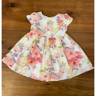 ギャップキッズ(GAP Kids)のGAP 花柄ワンピース　白　12-18m(ワンピース)