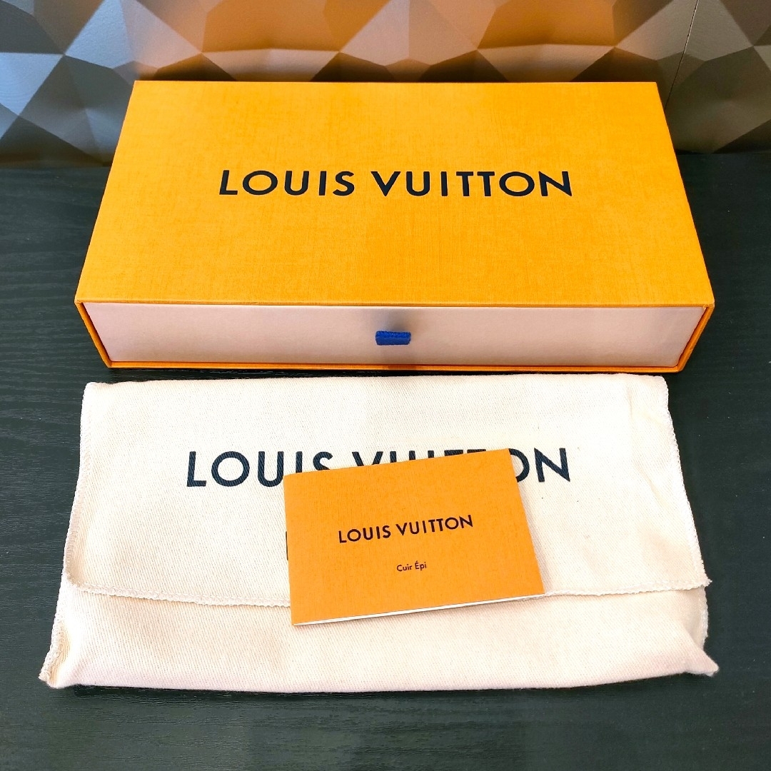 LOUIS VUITTON(ルイヴィトン)の匿名配送 ルイヴィトン ジッピーウォレット 長財布 デニム エピ M60957 レディースのファッション小物(財布)の商品写真