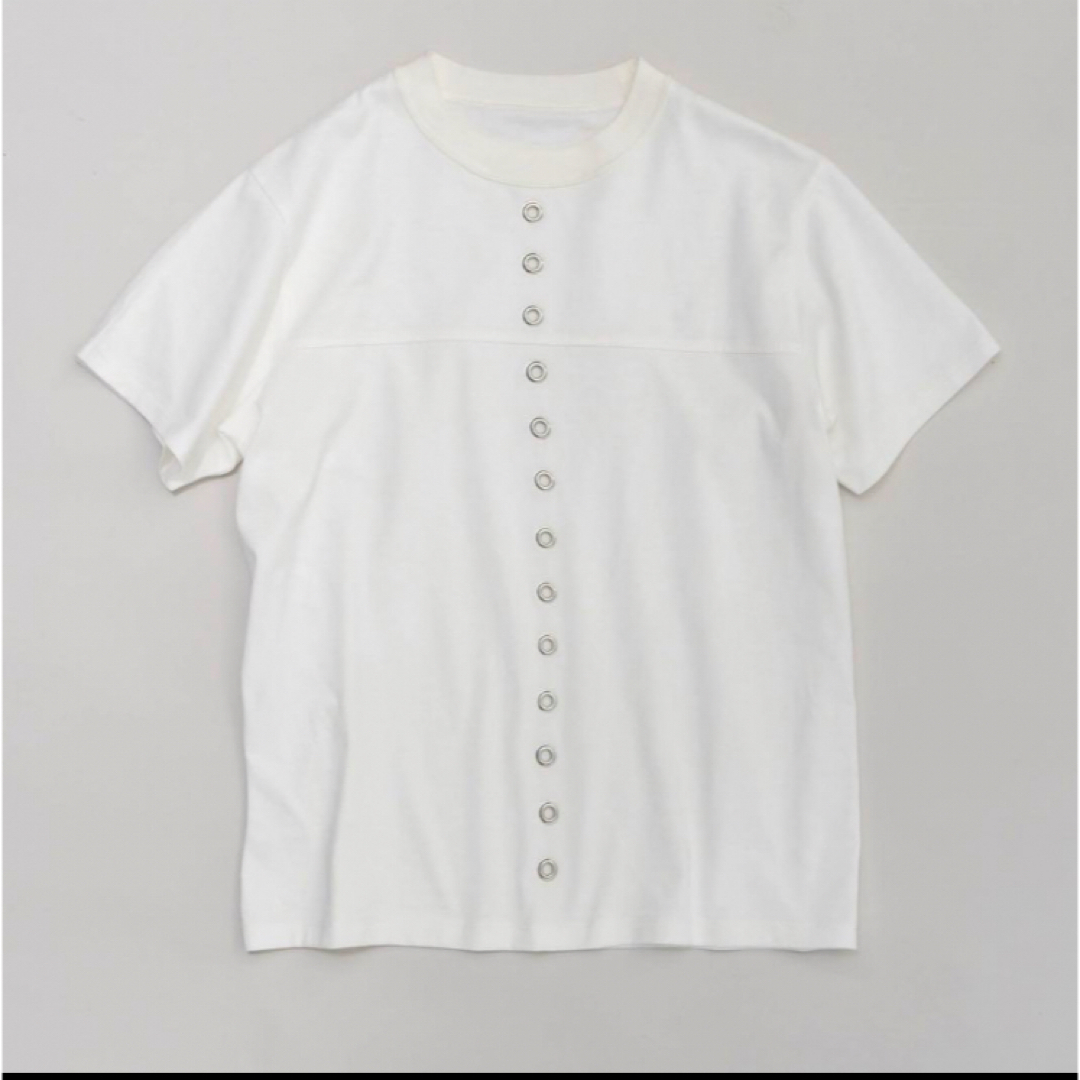MAISON SPECIAL(メゾンスペシャル)のMAISON SPECIAL メゾンスペシャル　アイレット　Tシャツ レディースのトップス(Tシャツ(半袖/袖なし))の商品写真