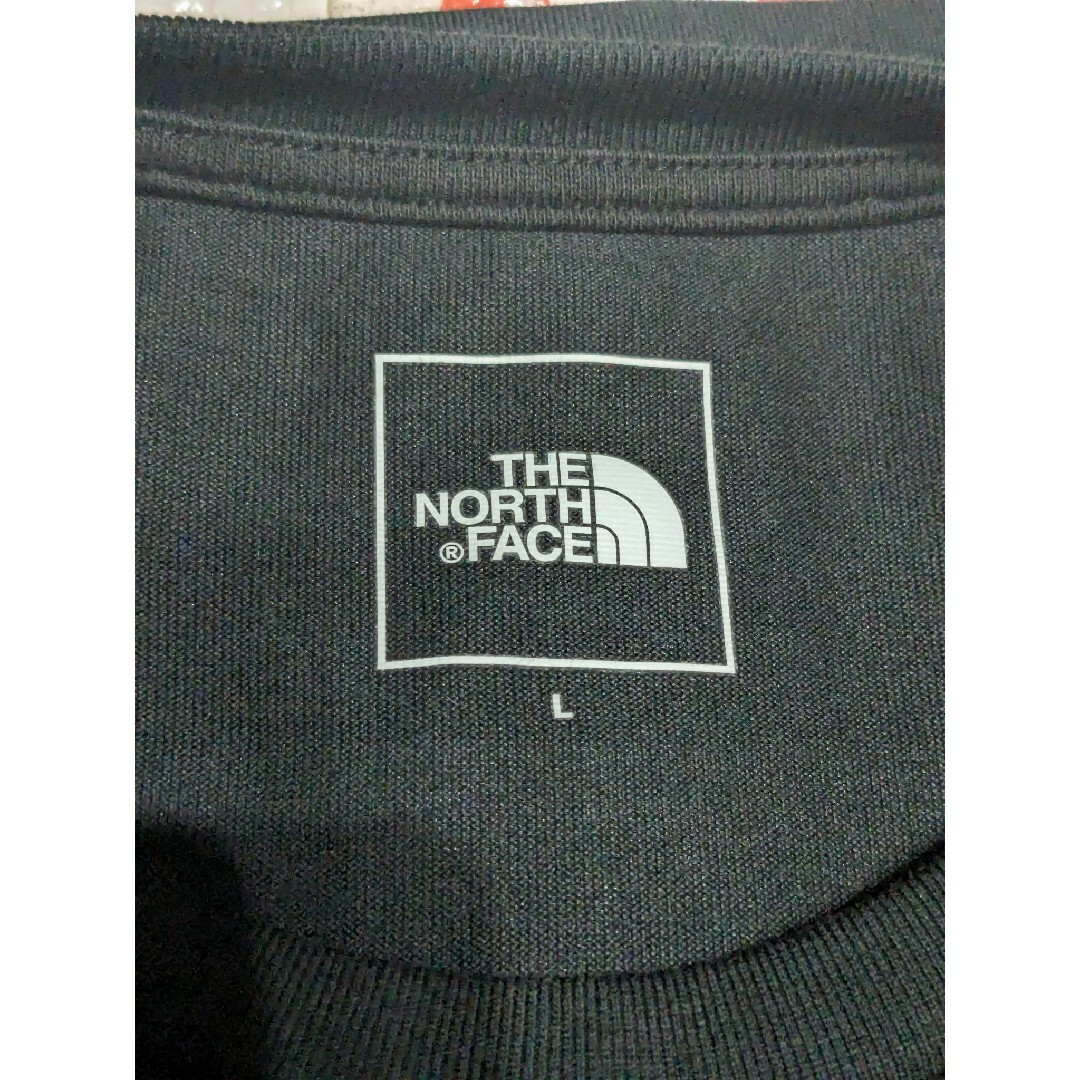 THE NORTH FACE(ザノースフェイス)のノースフェイス ショートスリーブバンダナスクエアロゴティー レディース Lサイズ レディースのトップス(Tシャツ(半袖/袖なし))の商品写真