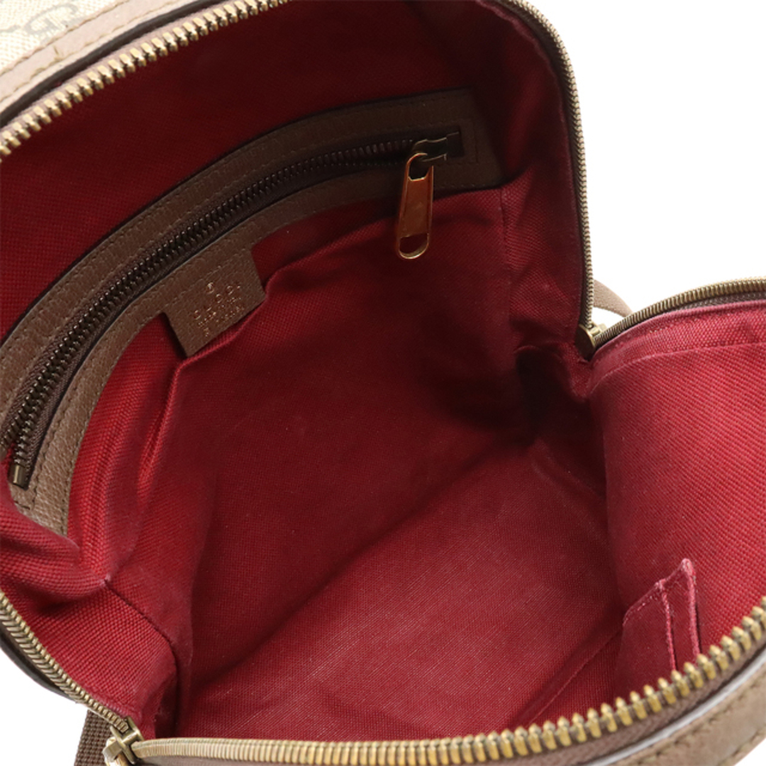 Gucci(グッチ)のグッチ GGスプリーム ディズニーコラボ ドナルドダック （12430213） レディースのバッグ(リュック/バックパック)の商品写真