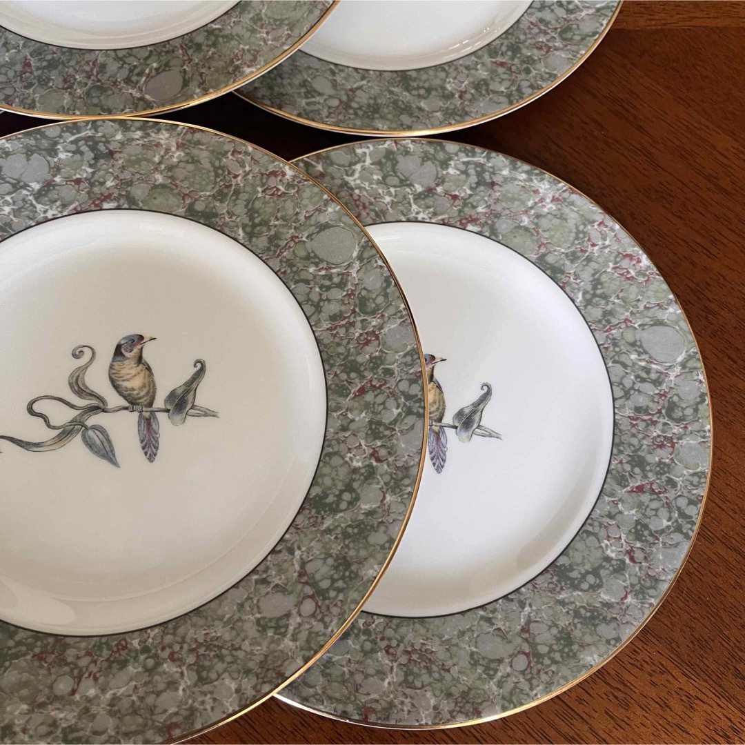 WEDGWOOD(ウェッジウッド)の【黒壺美品】英国製　ウェッジウッド★ハミングバード★ケーキ皿　6枚 インテリア/住まい/日用品のキッチン/食器(食器)の商品写真