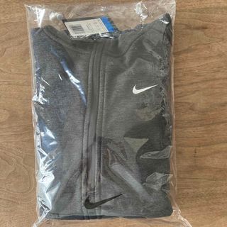 NIKE - 新品　ナイキ　パーカー　150cm