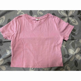 ジーユー(GU)のGU 半袖Tシャツ　ピンク　Mサイズ(Tシャツ(半袖/袖なし))