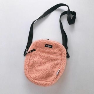 FILA♡定番ボアショルダーバッグ♡サーモンピンク♡フィラ♡春コーデ♡