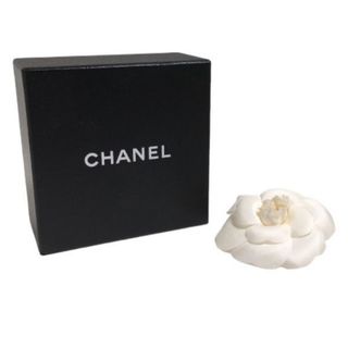 シャネル(CHANEL)のCHANEL カメリア　ブローチ(ブローチ/コサージュ)