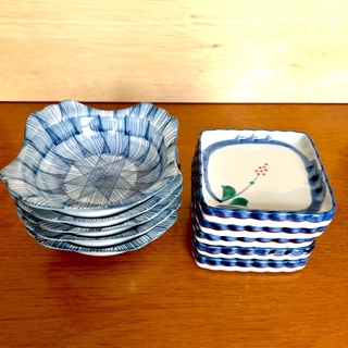 アリタヤキ(有田焼)の青い線で星模様の小鉢と角小皿　各5つセット(食器)
