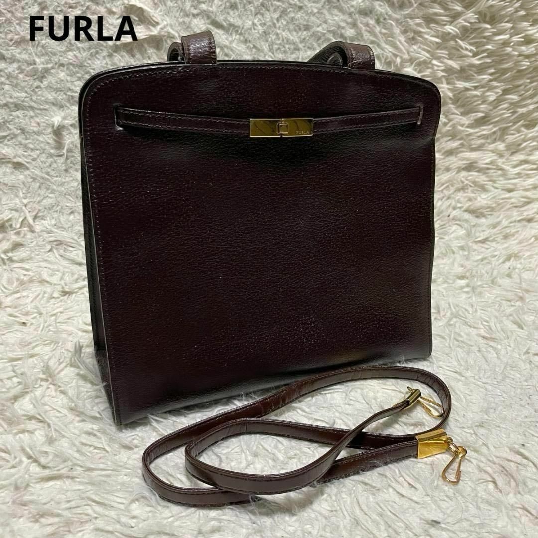 Furla(フルラ)のFURLA 2WAY レザーショルダーバッグ ゴールド金具 斜め掛け ブラウン レディースのバッグ(ショルダーバッグ)の商品写真