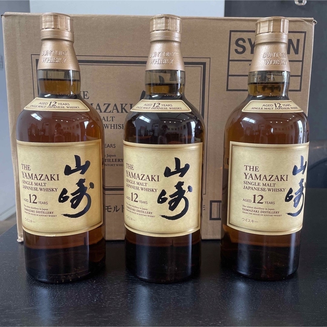 サントリー(サントリー)のサントリー山崎12年700ml 12本1箱　 食品/飲料/酒の酒(ウイスキー)の商品写真