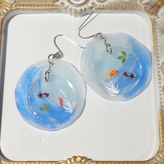 ハンドメイドピアス　夏の金魚　ヨーヨーっぽく