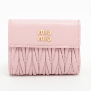 ミュウミュウ(miumiu)のミュウミュウ  レザー  ピンク レディース コンパクトウォレット(財布)