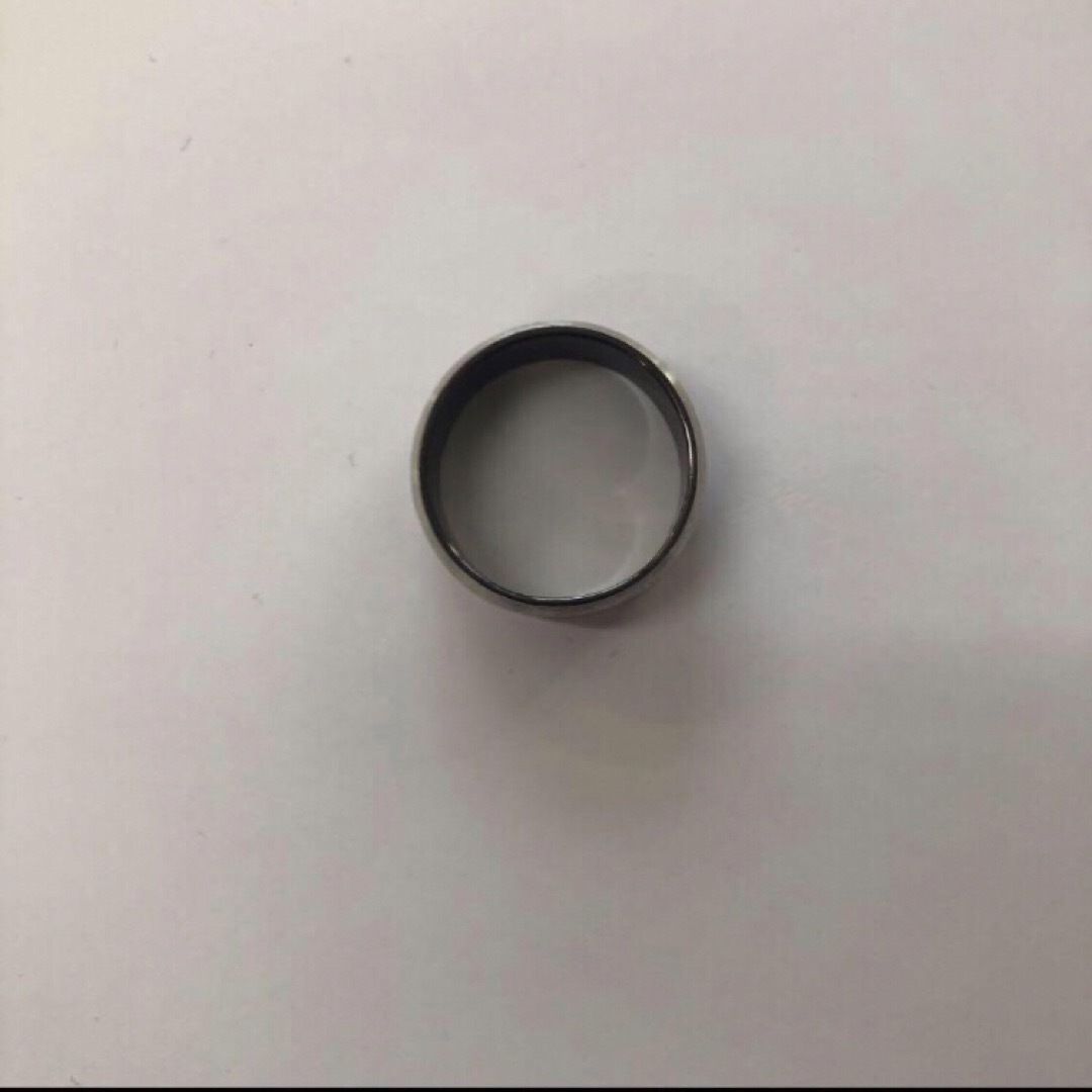 リング Black ブラック 黒 21号 メンズ 傷模様 メンズのアクセサリー(リング(指輪))の商品写真