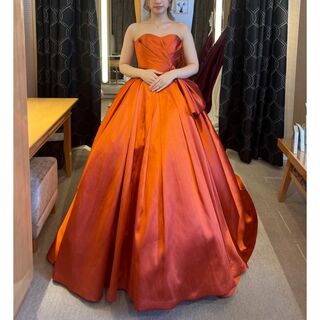 カラードレス オレンジ ベアトップ 光沢サテン トレーン 花嫁/披露宴(ウェディングドレス)