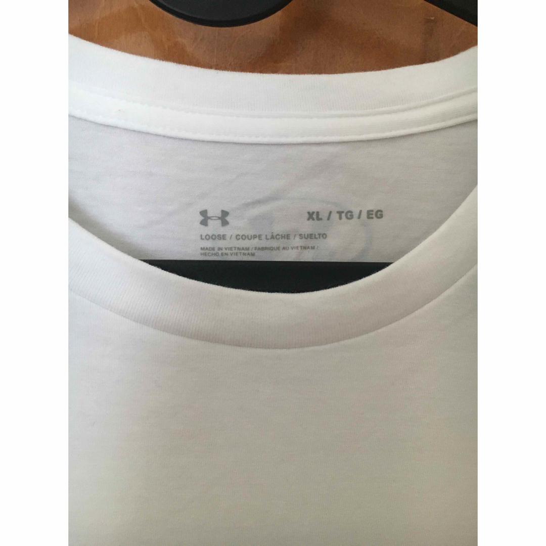 UNDER ARMOUR(アンダーアーマー)のUnder armour キムヨンギョン　コラボ　Tシャツ レディースのトップス(Tシャツ(半袖/袖なし))の商品写真