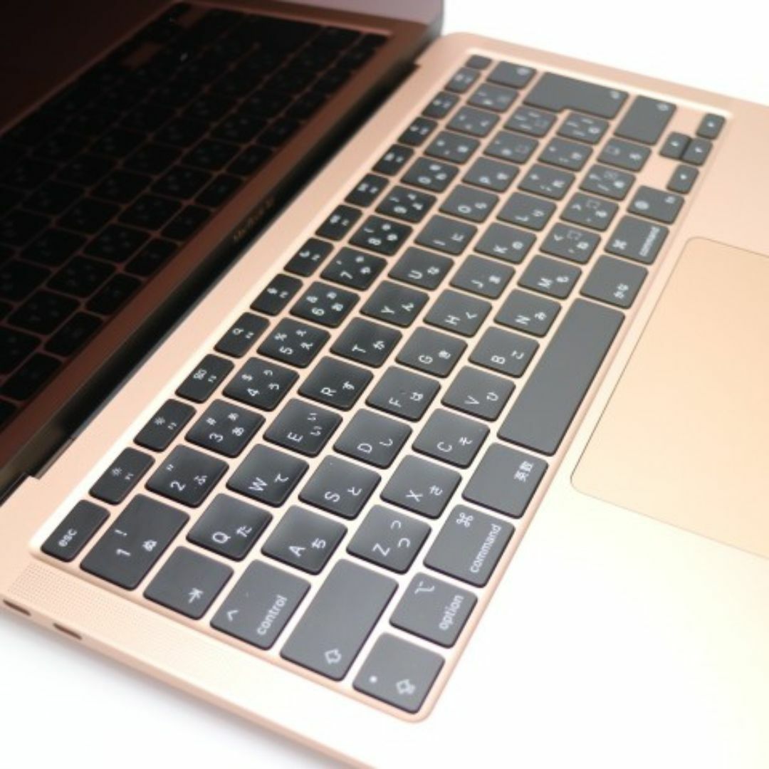 Apple(アップル)の超美品MacBookAir2020 13インチM1 8GB512GB M333 スマホ/家電/カメラのPC/タブレット(ノートPC)の商品写真