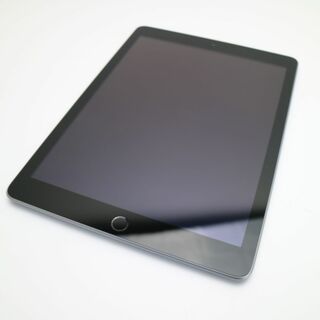アップル(Apple)の新品同様 iPad 第5世代 Wi-Fi 32GB グレイ  M333(タブレット)