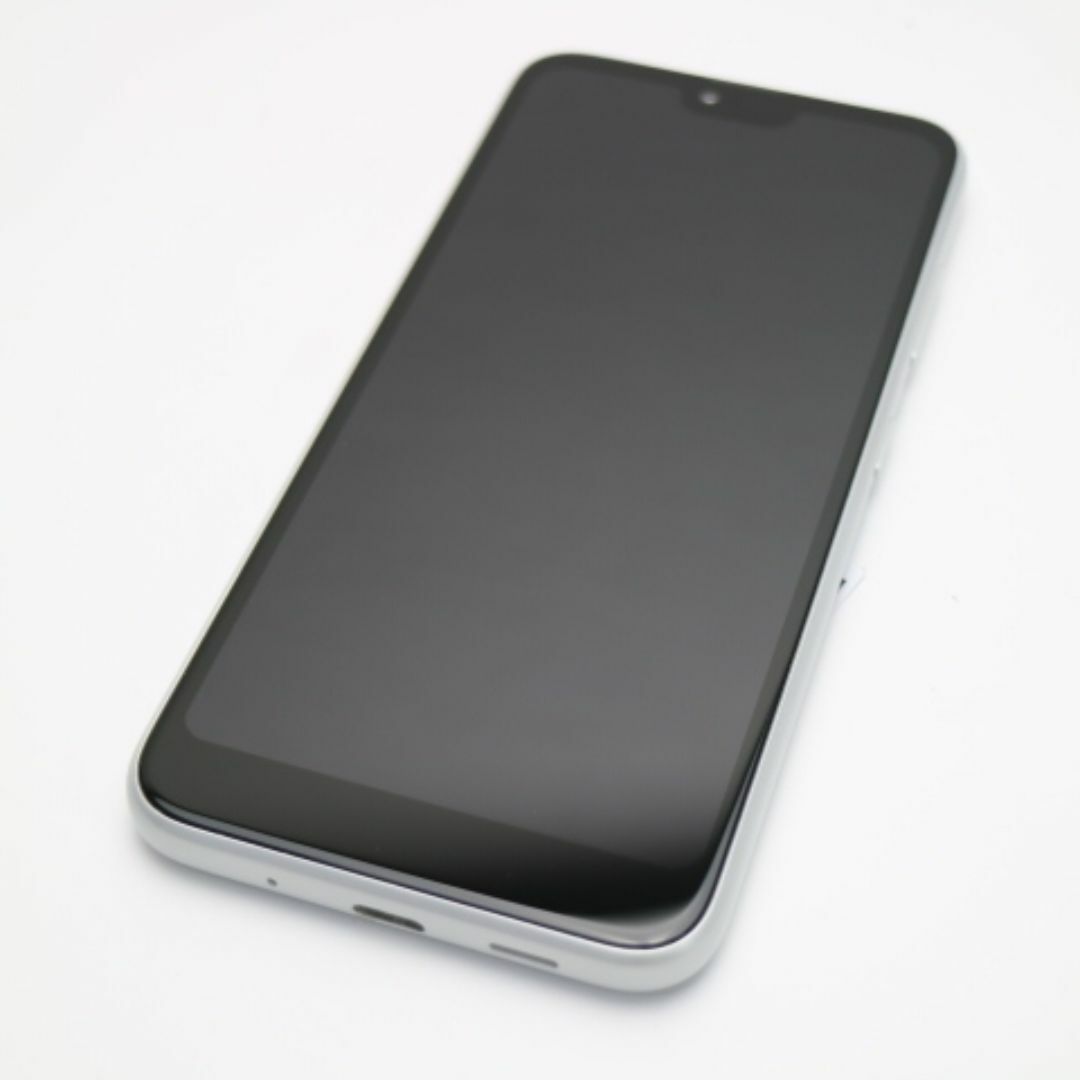 京セラ(キョウセラ)の超美品 KYV48 GRATINA ホワイト  SIMロック解除済み M333 スマホ/家電/カメラのスマートフォン/携帯電話(スマートフォン本体)の商品写真