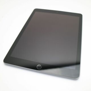 アップル(Apple)の超美品 SIMフリー iPad 第6世代 32GB グレイ  M333(タブレット)