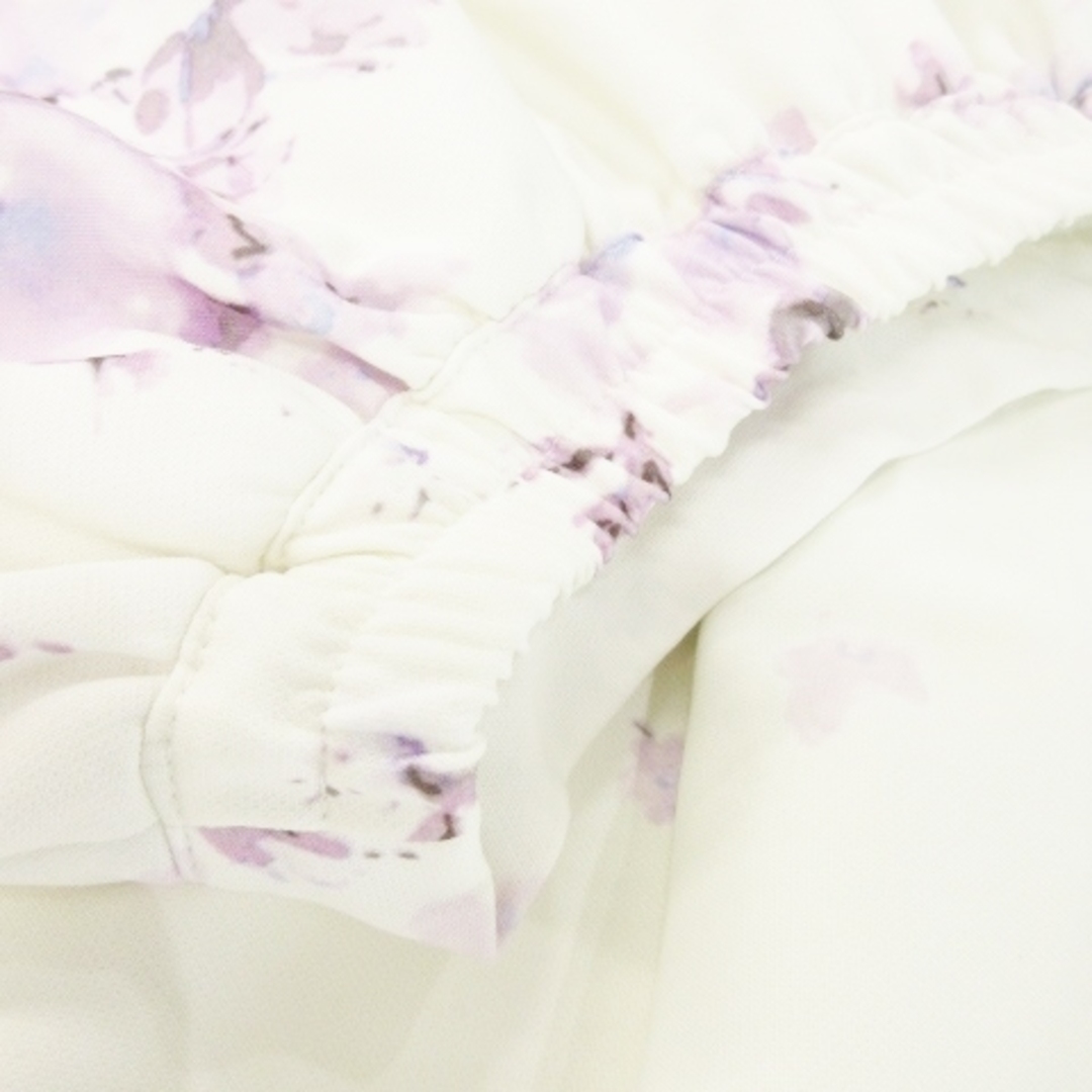 MERCURYDUO(マーキュリーデュオ)のマーキュリーデュオ スカート フレア ミモレ ロング フラワー 花柄 F 白 レディースのスカート(ロングスカート)の商品写真