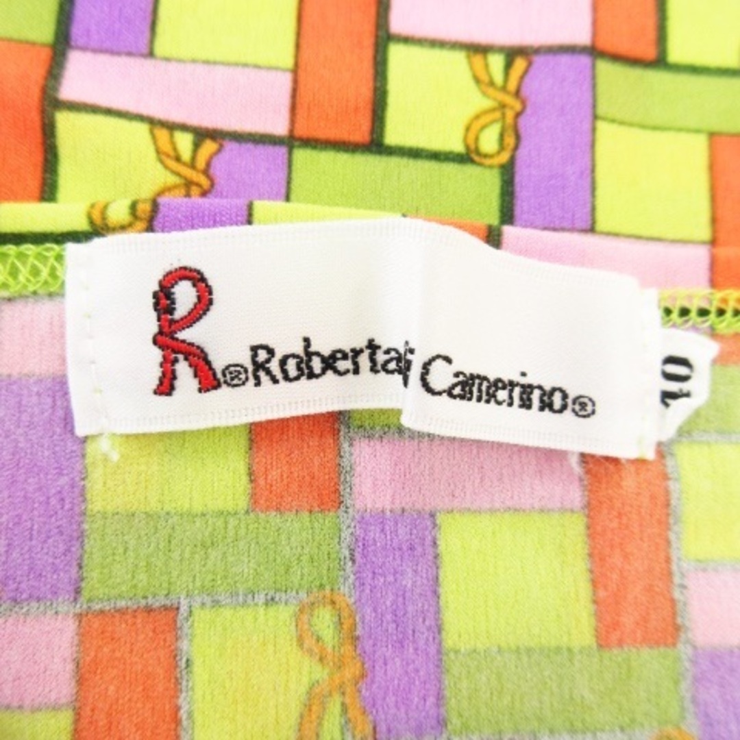 ROBERTA DI CAMERINO(ロベルタディカメリーノ)のロベルタディカメリーノ カットソー 半袖 ロゴ モザイク 総柄 40 黄緑 レディースのレディース その他(その他)の商品写真