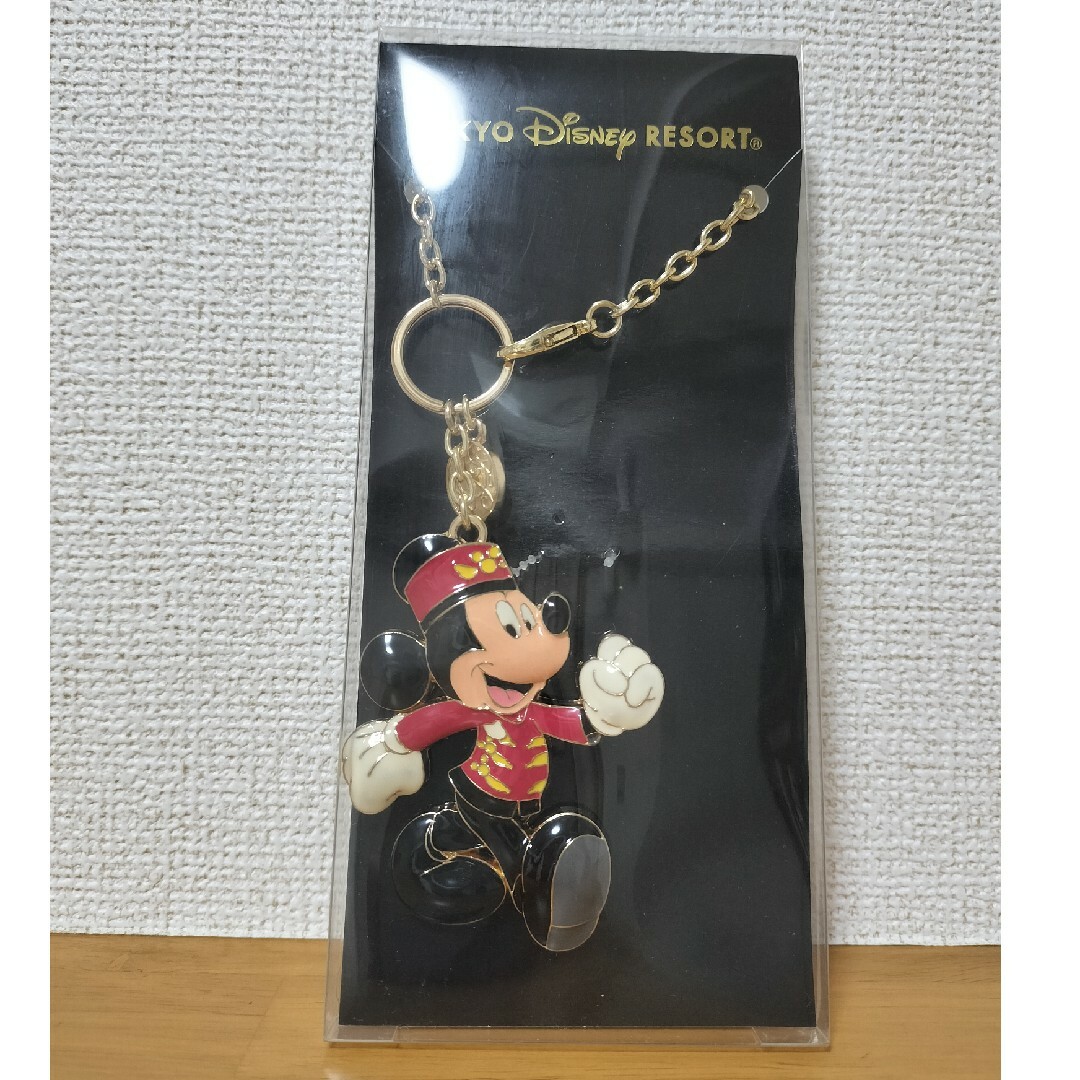 Disney(ディズニー)のディズニーリゾートホテルのミッキーバッグチャーム エンタメ/ホビーのおもちゃ/ぬいぐるみ(キャラクターグッズ)の商品写真