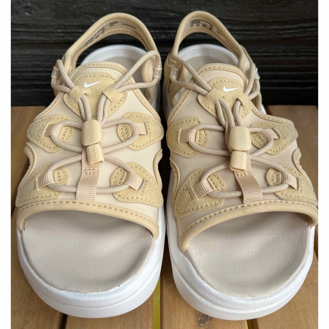 NIKE(ナイキ)のエアマックスココ ナイキ サンダル NIKE AIR MAX KOKO ベージュ レディースの靴/シューズ(サンダル)の商品写真