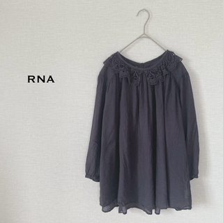 アールエヌエー(RNA)のRNA レース襟ブラウス　コットン100%(シャツ/ブラウス(長袖/七分))
