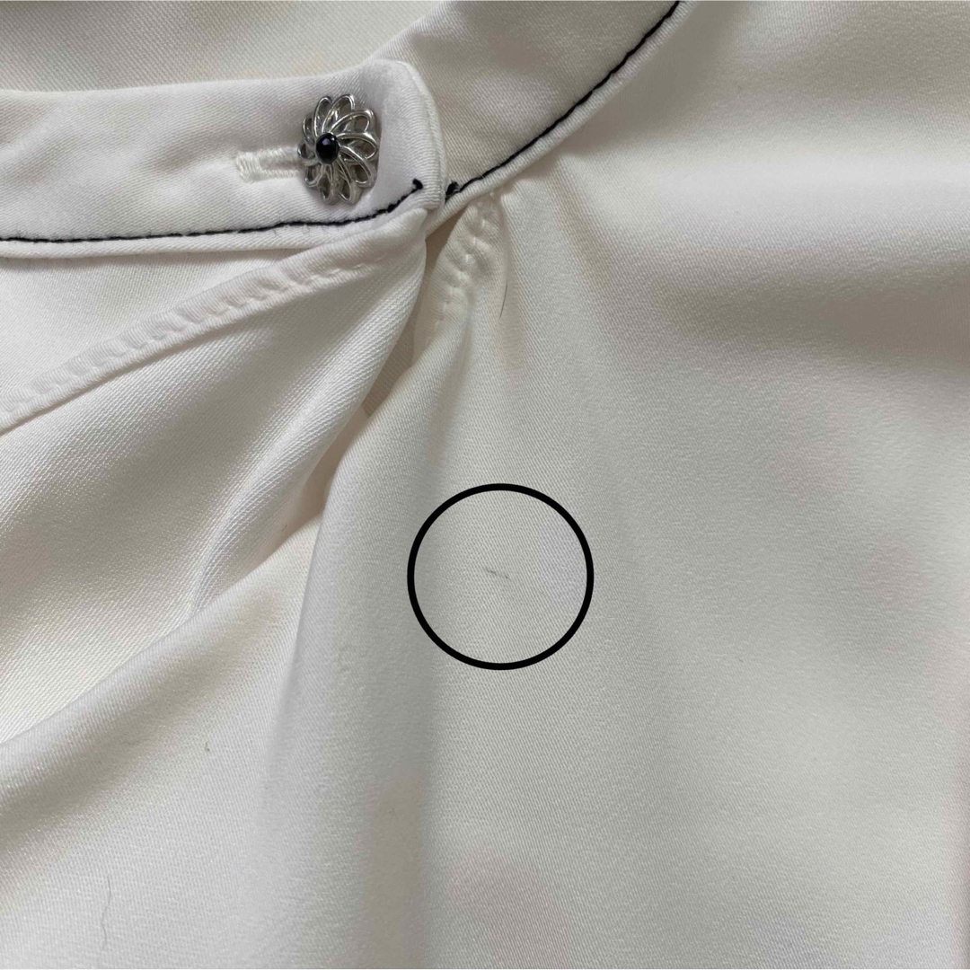 ZARA(ザラ)の【ZARA BASIC】デザインブラウス とろみ ホワイト 長袖 Lサイズ相当 レディースのトップス(シャツ/ブラウス(長袖/七分))の商品写真