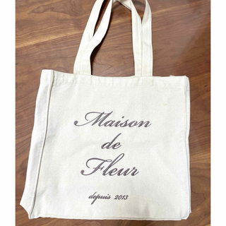Maison de FLEUR - ブランドロゴ刺繍トートバッグ🎀