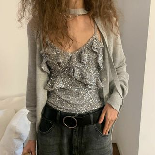 セリーヌ(CELINE)のTiaTia フリル キャミソール トップス スパンコール シルバー ギャツビー(キャミソール)