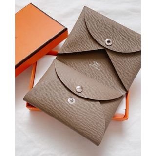 エルメス(Hermes)のカルヴィデュオ　エトゥープ(財布)