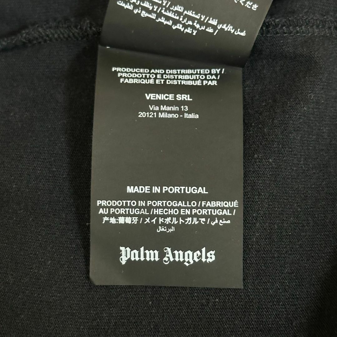 PALM ANGELS(パームエンジェルス)の【定番ブラック】パームエンジェルス☆バックロゴ入りTシャツ 入手困難 XL 黒 メンズのトップス(Tシャツ/カットソー(半袖/袖なし))の商品写真