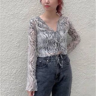 ENVYMアンビー　ゼブラ柄シースルートップス　シアーシャツ　リボンブラウス