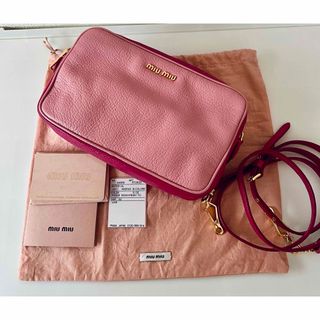 ミュウミュウ(miumiu)の🌸最終価格🌸miumiu マドラスショルダーバッグᡣ𐭩新品ᡣ𐭩(ショルダーバッグ)