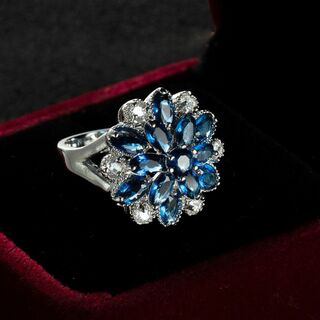 ブルーサファイアのような輝き★高品質czダイヤモンド 花柄リング●シルバー925(リング(指輪))