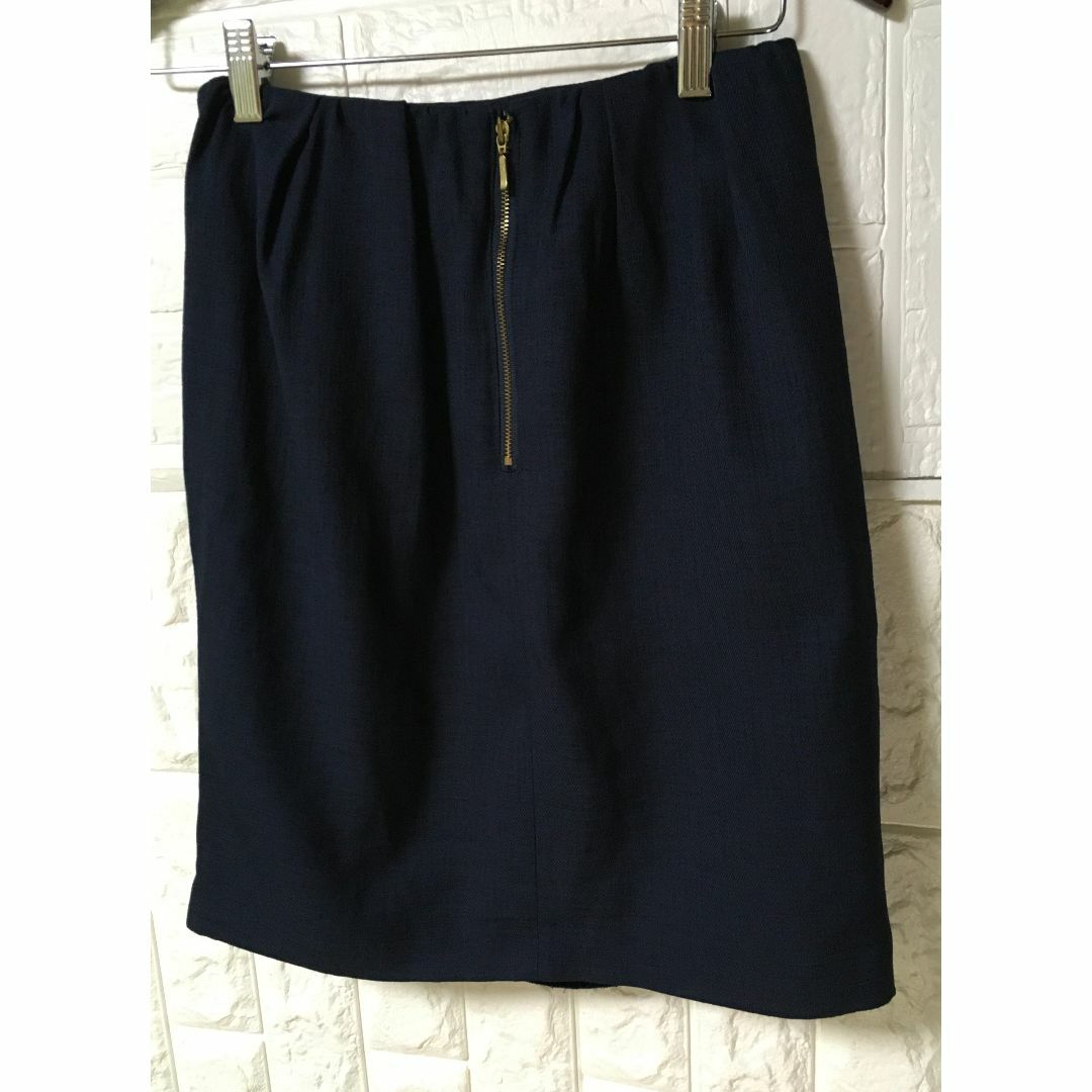 visのSサイズ、藍色がとても美しい膝上スカート レディースのスカート(ミニスカート)の商品写真