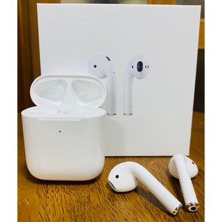 アップル(Apple)の【正規品】Apple Airpods 第2世代 イヤホン 本体(ヘッドフォン/イヤフォン)