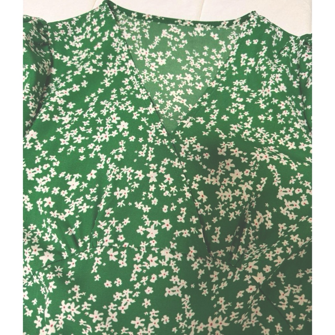 花柄 半袖 ワンピース グリーン 韓国ファッション レディースのワンピース(ひざ丈ワンピース)の商品写真