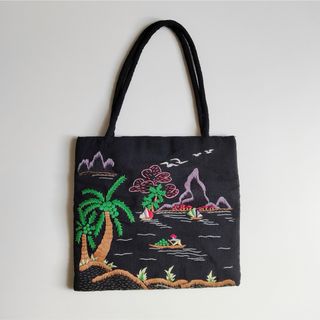 Santa Monica - totebag ハンドバッグ　風景画刺繍　ベトナム　トートバッグ