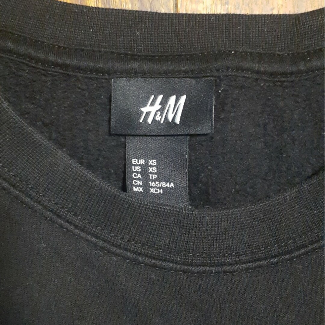H&M(エイチアンドエム)のH&M ブラック アウター メンズのトップス(パーカー)の商品写真