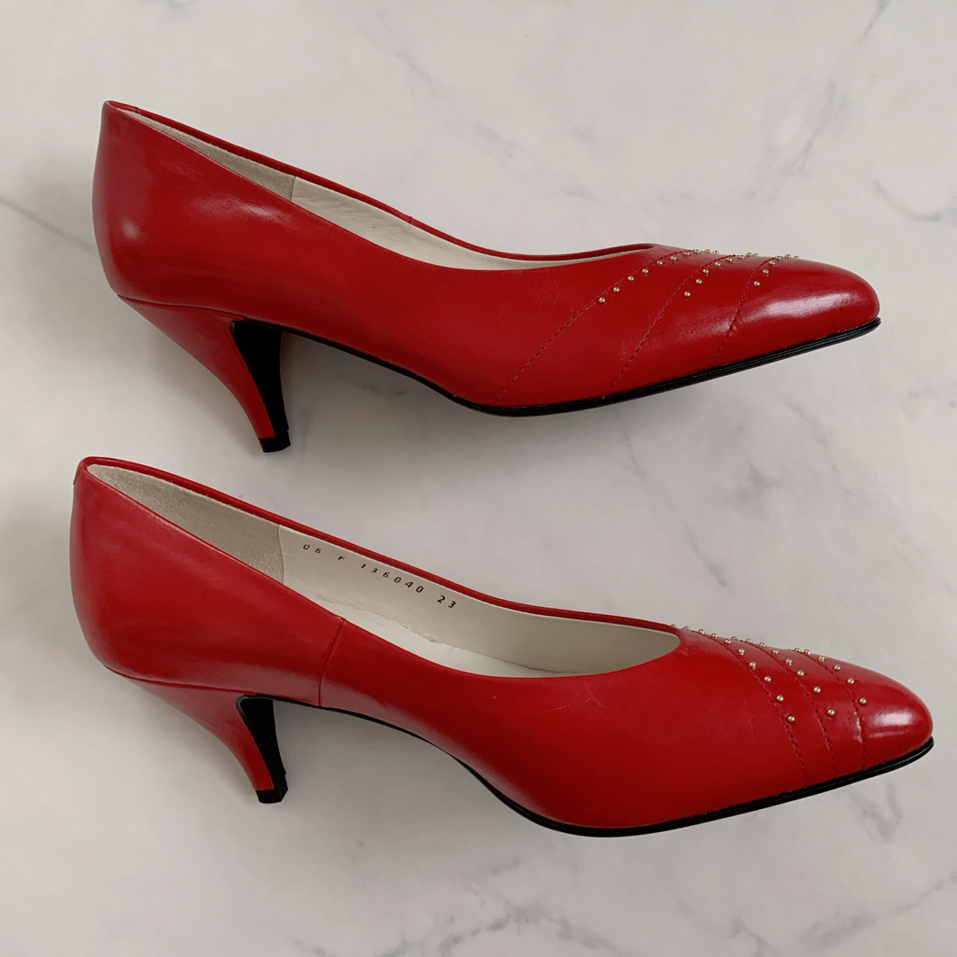 【美品】Diana ダイアナ パンプス 赤 23cm レディースの靴/シューズ(ハイヒール/パンプス)の商品写真