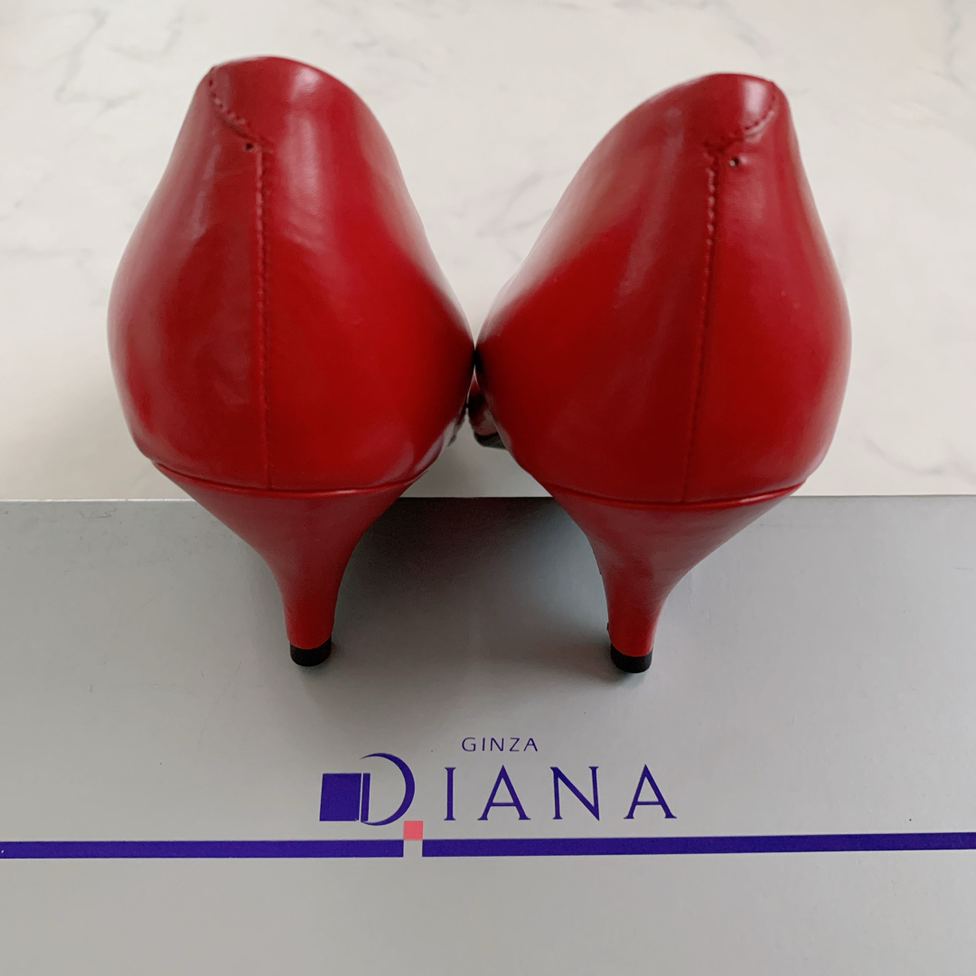 【美品】Diana ダイアナ パンプス 赤 23cm レディースの靴/シューズ(ハイヒール/パンプス)の商品写真