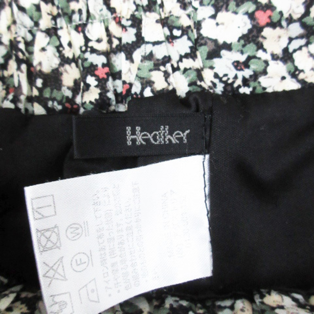 heather(ヘザー)のヘザー フレアスカート ロング丈 マキシ丈 花柄 マルチカラー F 黒 白 レディースのスカート(ロングスカート)の商品写真
