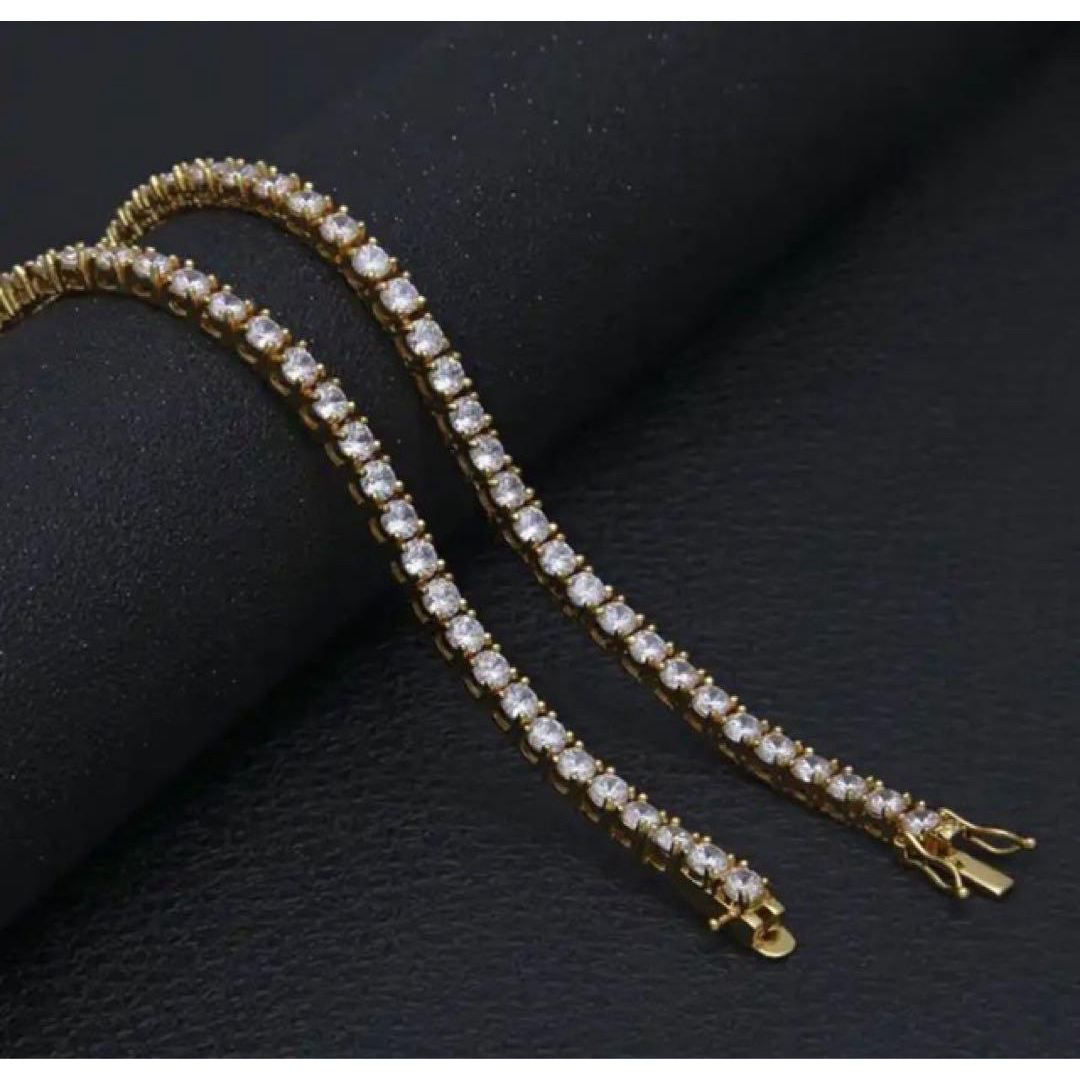 新品・未使用　高品質モアサナイトダイヤ　ネックレス　アクセサリー　ゴールド メンズのアクセサリー(ネックレス)の商品写真