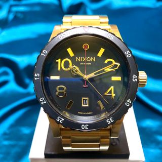 ニクソン(NIXON)のNIXON DIPLOMAT GOLD&BLACK(腕時計(アナログ))