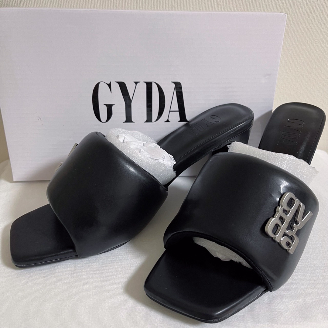 GYDA(ジェイダ)の♡未使用♡GYDA/ジェイダ☆square gydaパディングサンダル レディースの靴/シューズ(サンダル)の商品写真